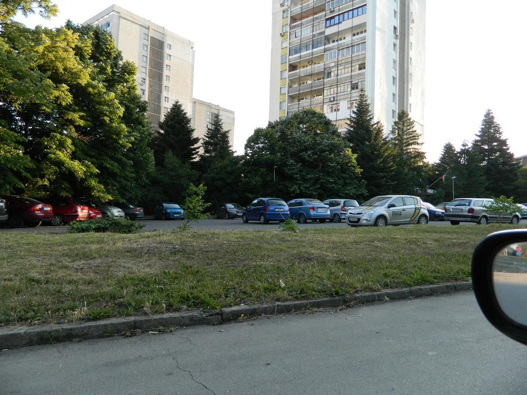 Happy Vacation 2 Apartment Varna Exterior photo